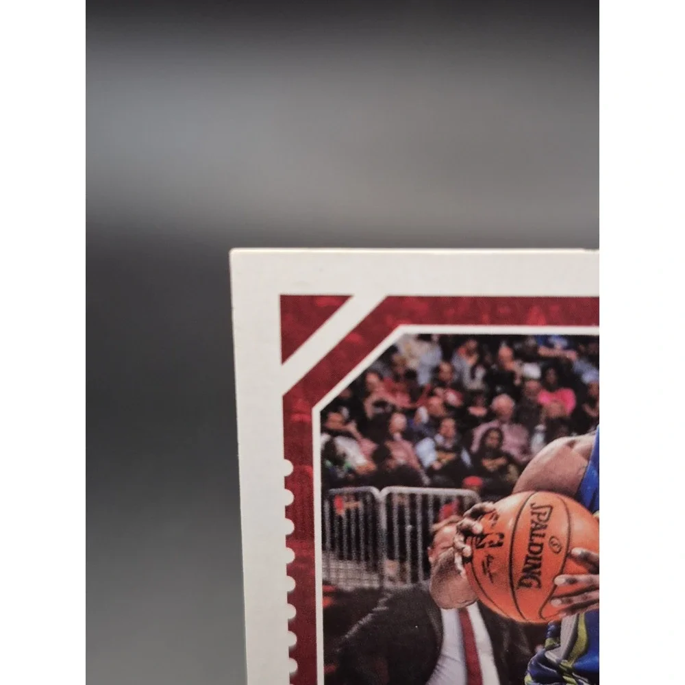 2016-17 Grand Reserve Tim Hardaway #29  Auto Red /99 (AU)‎ Atlanta Hawks